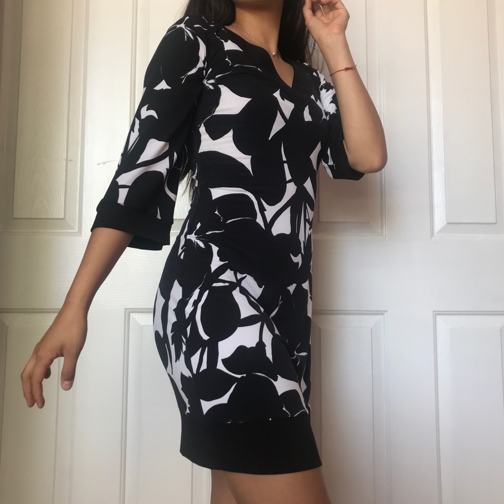 WHITE HOUSE BLACK MARKET Dress